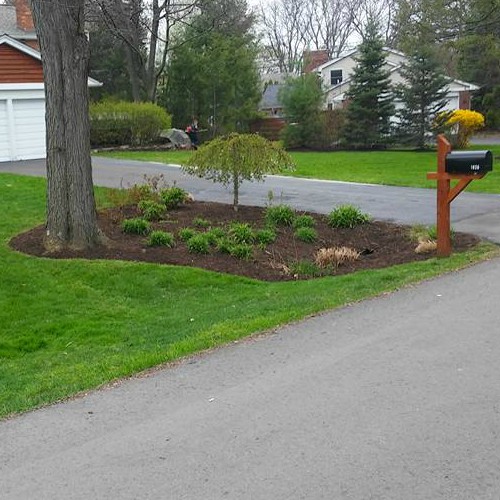 expert mulch installation Bloomfield Hills, MI